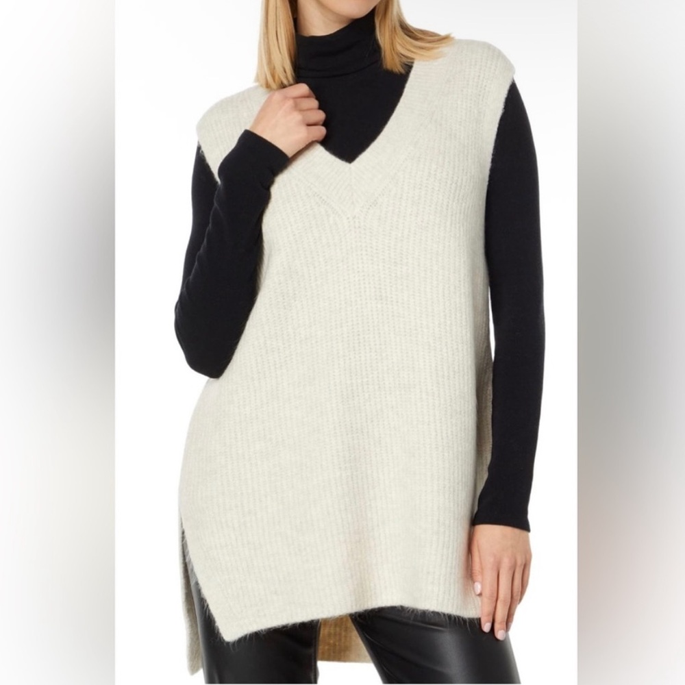 Vince Camuto Oatmeal Cream Pullover Sleeveless Sweater Vest Sz L Minimalist